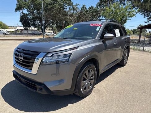 Used 2022 Nissan Pathfinder SV w/ Cargo Package FWD image 31