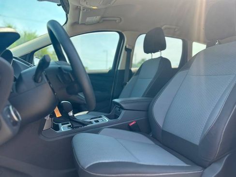 Used 2017 Ford Escape SE FWD image 11