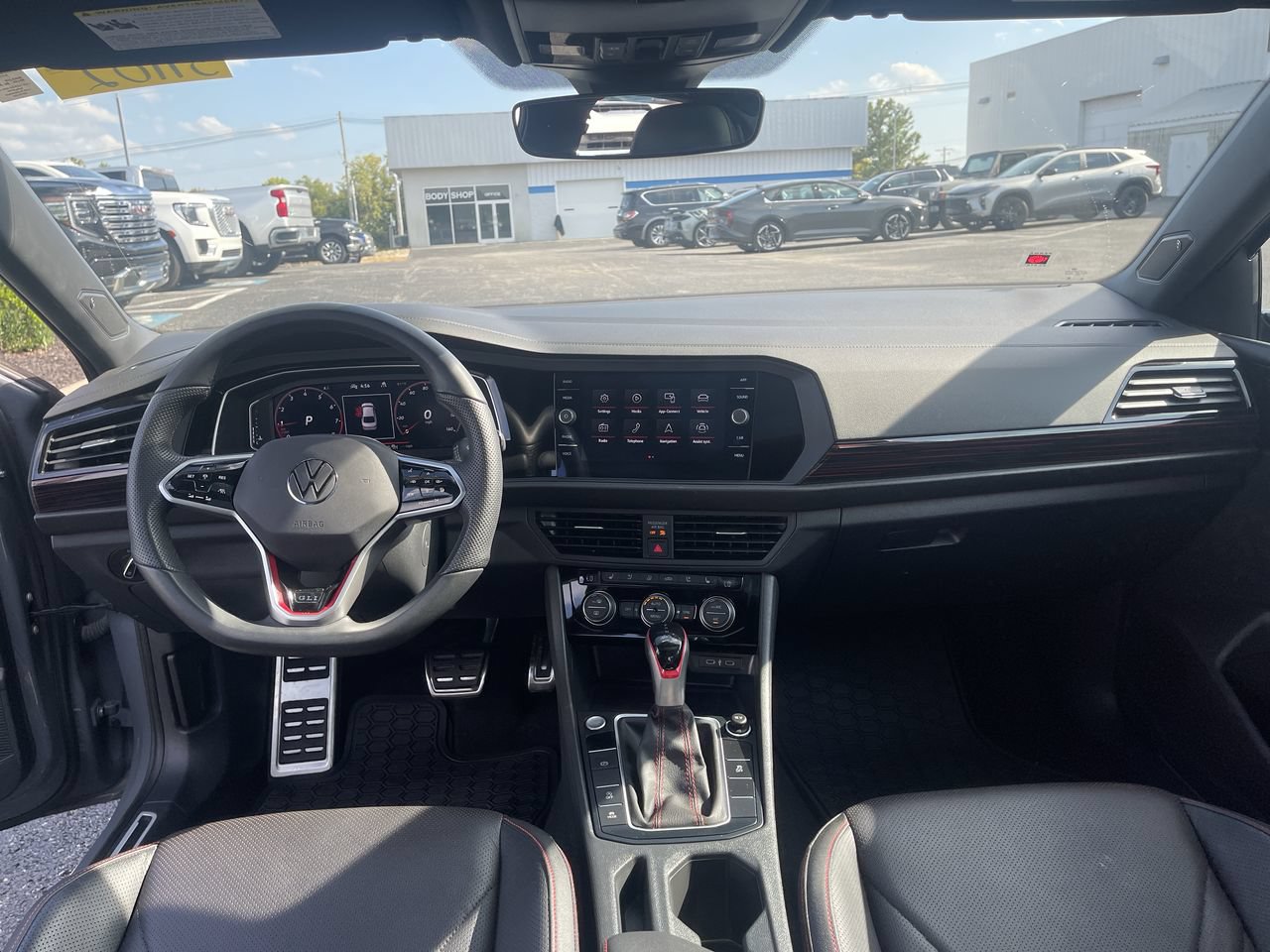 Used 2024 Volkswagen Jetta GLI Autobahn FWD image 20