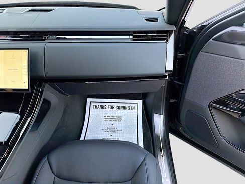 New 2026 Land Rover Range Rover Sport Dynamic SE image 19