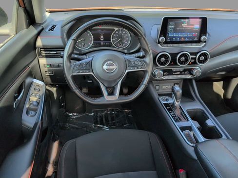 Used 2025 Nissan Sentra SR FWD image 30