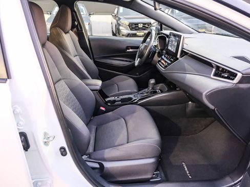 Certified 2024 Toyota Corolla SE w/ SE Package FWD image 18