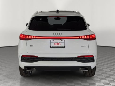 New 2026 Audi Q5 Premium Plus image 10