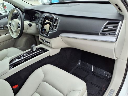 Certified 2024 Volvo XC90 B5 Core image 10