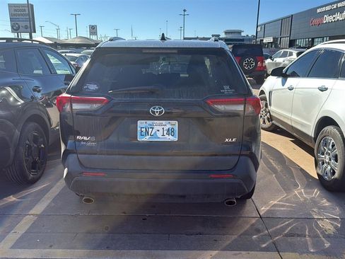 Used 2020 Toyota RAV4 XLE image 9