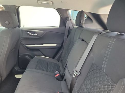 Used 2021 Chevrolet Blazer LT AWD/4WD image 9