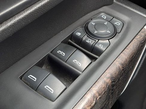 Used 2021 GMC Sierra 2500 Denali w/ Denali Ultimate Package image 28