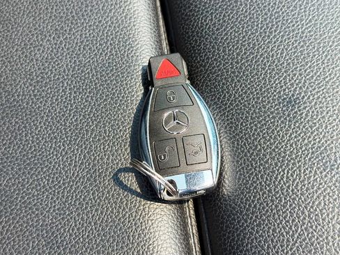 Used 2018 Mercedes-Benz CLA 250 4MATIC image 36
