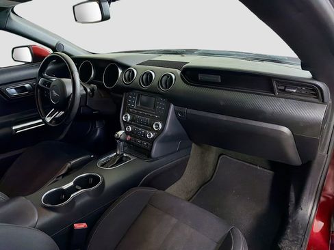 Used 2018 Ford Mustang Coupe w/ Black Accent Pkg image 28