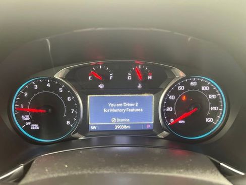 Used 2024 Chevrolet Equinox Premier AWD/4WD image 24