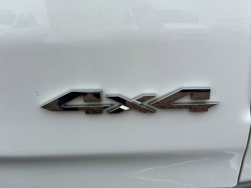 Used 2024 RAM 1500 Laramie image 13