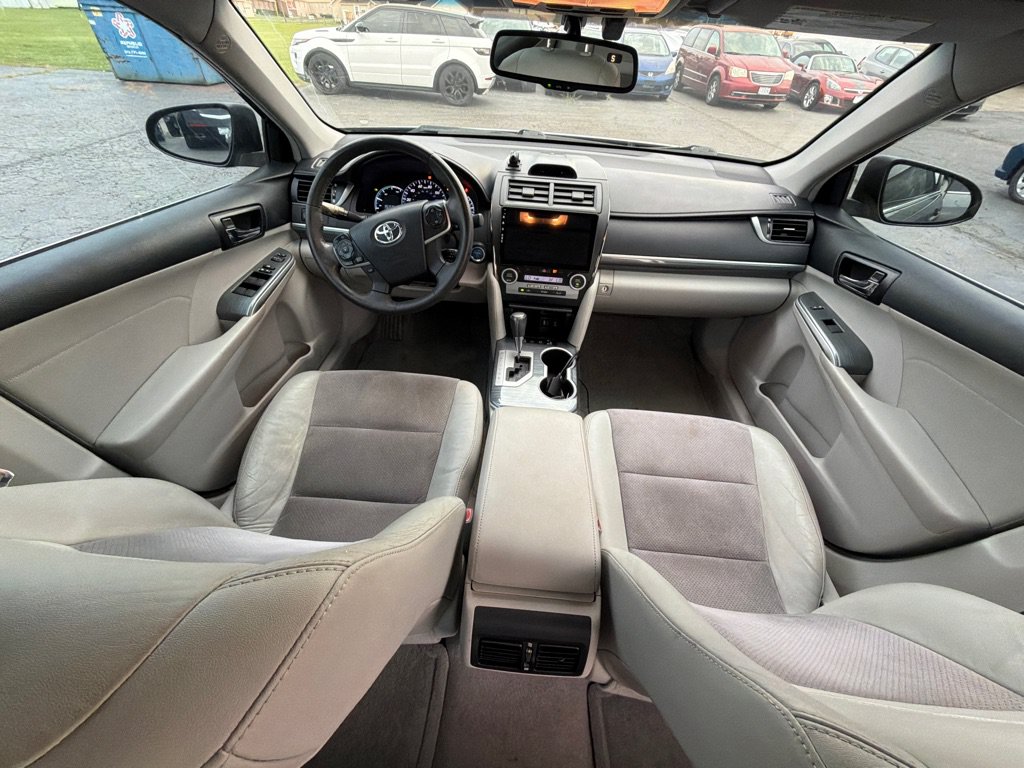 Used 2013 Toyota Camry XLE w/ Leather Pkg FWD image 15