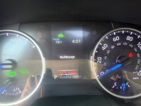 Used 2019 Toyota RAV4 XLE w/ Convenience Package AWD/4WD image 11