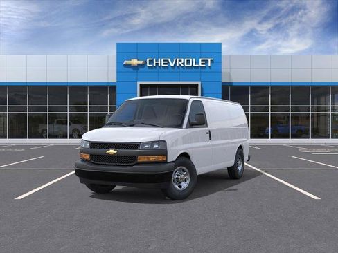 New 2026 Chevrolet Express 2500 w/ Safety Package RWD image 32
