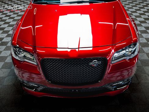 Used 2023 Chrysler 300 C RWD image 32