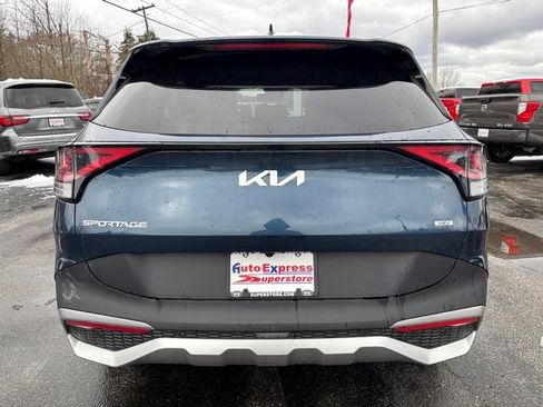 Used 2024 Kia Sportage EX w/ EX Premium Package image 6