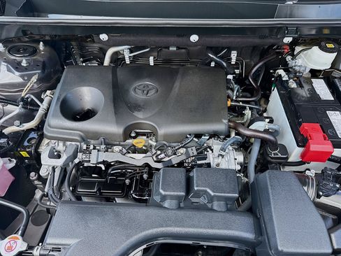 Used 2024 Toyota RAV4 LE FWD image 35