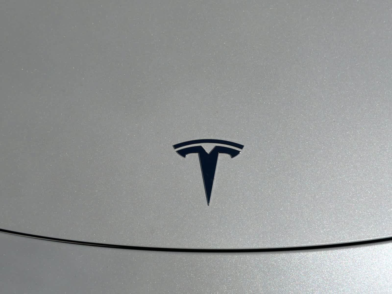 Used 2023 Tesla Model Y Long Range AWD/4WD image 10