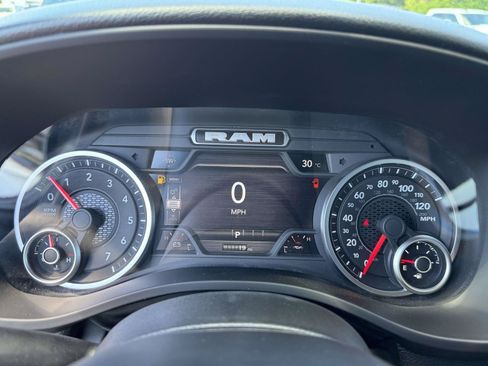 New 2026 RAM 1500 Express AWD/4WD image 15
