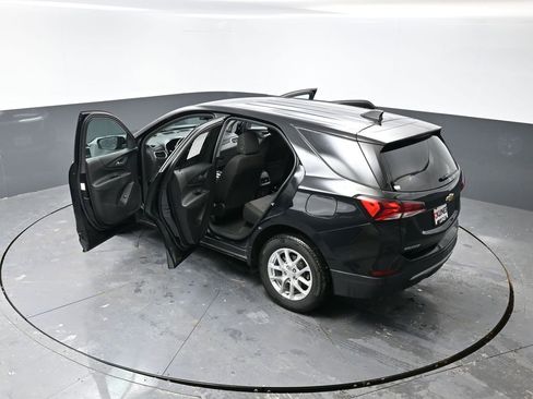 Used 2024 Chevrolet Equinox LT image 59