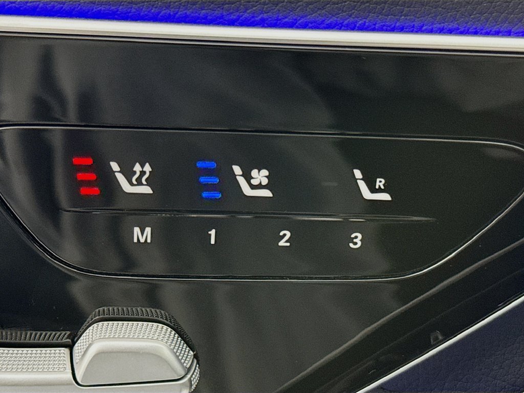 Used 2025 Mercedes-Benz S 63 AMG S image 21