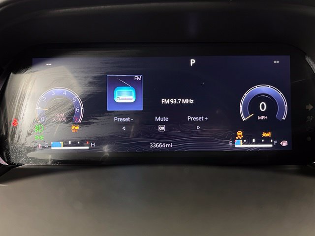 Used 2022 Jeep Grand Cherokee Overland AWD/4WD image 26