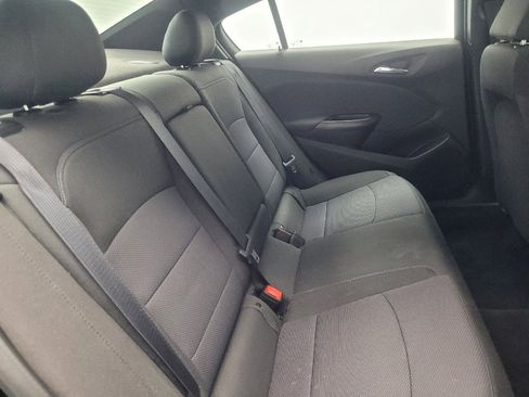 Used 2018 Chevrolet Cruze LT w/ Convenience Package image 19