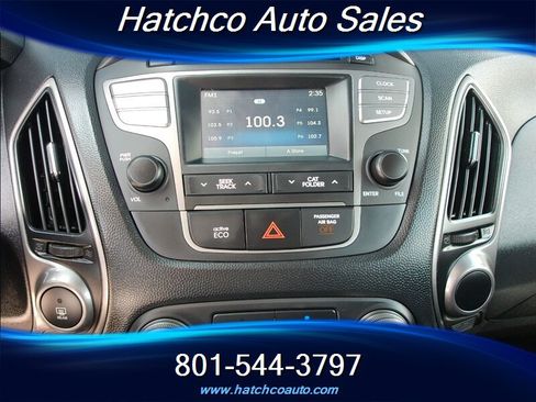 Used 2015 Hyundai Tucson SE AWD/4WD image 18