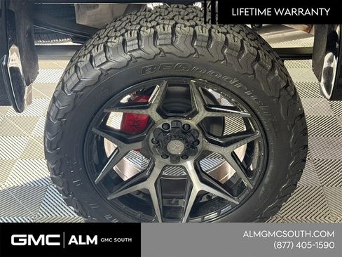 New 2026 GMC Sierra 1500 AT4 w/ AT4 Premium Package AWD/4WD image 19