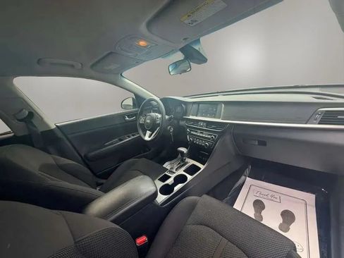 Used 2019 Kia Optima LX FWD image 9