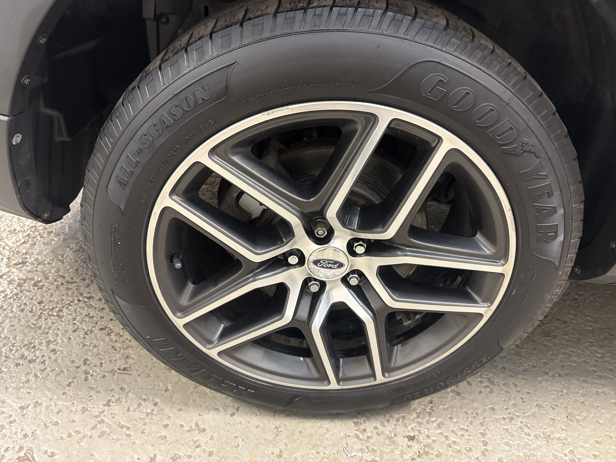 Used 2016 Ford Explorer Sport w/ Equipment Group 401A AWD/4WD image 39