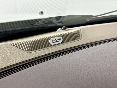 Used 2017 RAM 1500 Laramie w/ Convenience Group image 19