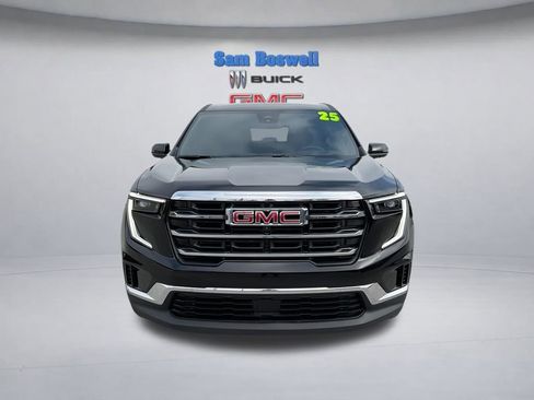 Used 2025 GMC Acadia Elevation image 3