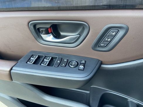 Used 2025 Honda Pilot Elite image 53