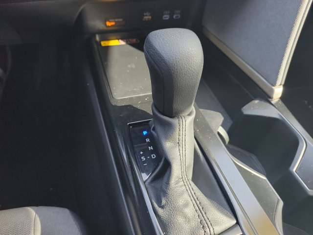 Used 2025 Toyota Camry LE FWD image 28