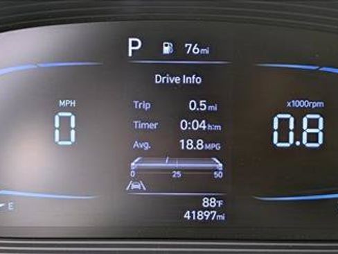 Certified 2023 Hyundai Venue SEL FWD image 11