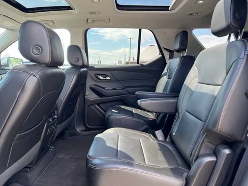 Used 2018 Chevrolet Traverse LT AWD/4WD image 14