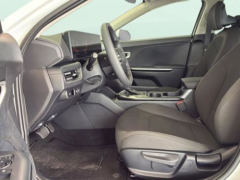 New 2026 Kia K4 FWD image 22