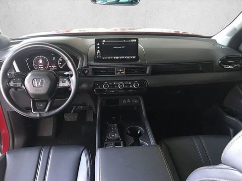 Certified 2023 Honda Pilot TrailSport image 15