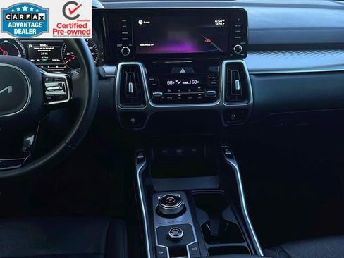 Used 2022 Kia Sorento S image 23
