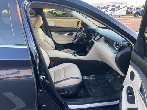 Used 2022 INFINITI QX50 Luxe image 28