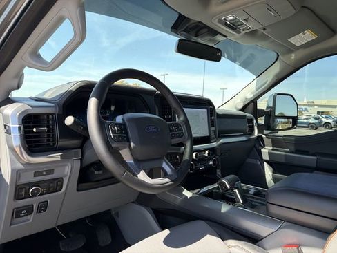 Used 2025 Ford F150 Lariat w/ Equipment Group 502A High AWD/4WD image 11