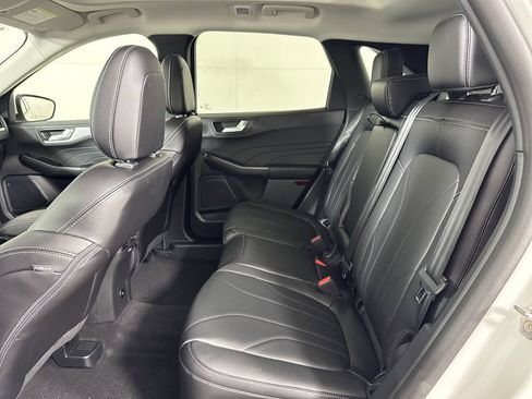 New 2025 Ford Escape SE w/ PHEV Premium Package FWD image 45