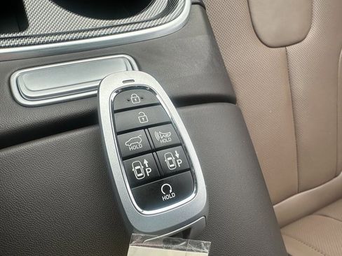 Used 2023 Hyundai Santa Fe Limited w/ Cargo Package image 40