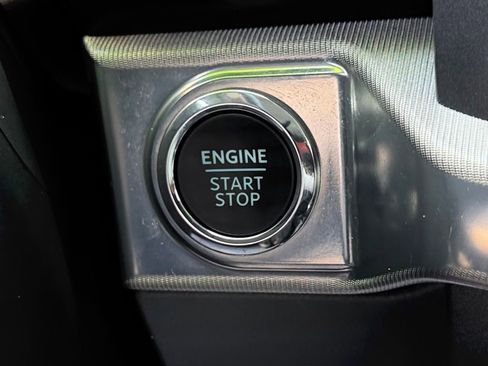 Certified 2025 Ford F150 Lariat AWD/4WD image 22