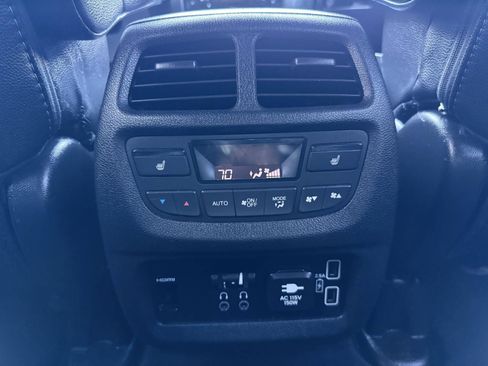 Used 2019 Honda Pilot Touring image 28