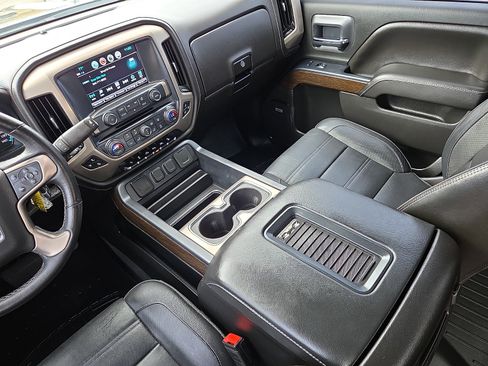 Used 2018 GMC Sierra 1500 Denali AWD/4WD image 12