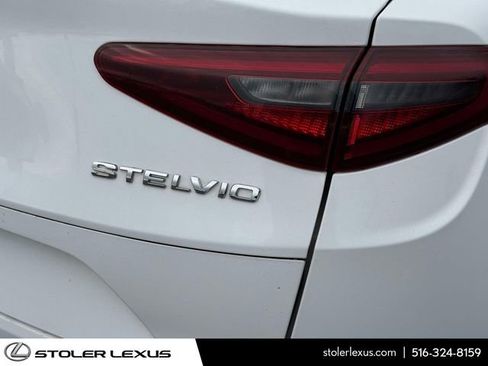 Used 2019 Alfa Romeo Stelvio Sport w/ Cold Weather Package image 13
