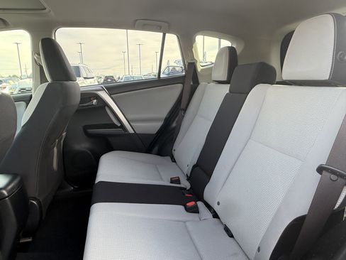 Certified 2018 Toyota RAV4 XLE image 6
