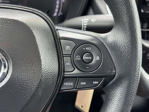 Used 2026 Toyota Corolla LE FWD image 12